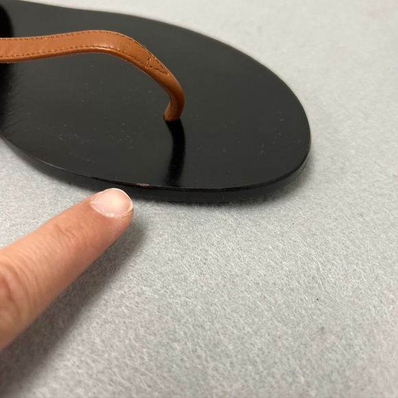 Gucci Double G Logo Leather Thong Sandal Womens 40 US 9 Summer Beach - Picture 13 of 16